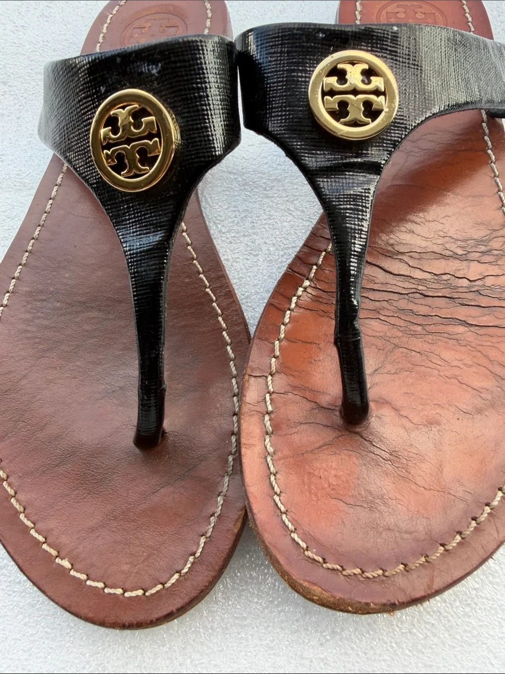 Tory Burch Black Leather Thong Sandals with Gold Logo